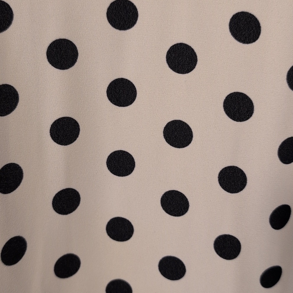 Van Heusen Women's Polka Dot Tunic Top - Picture 2 of 5